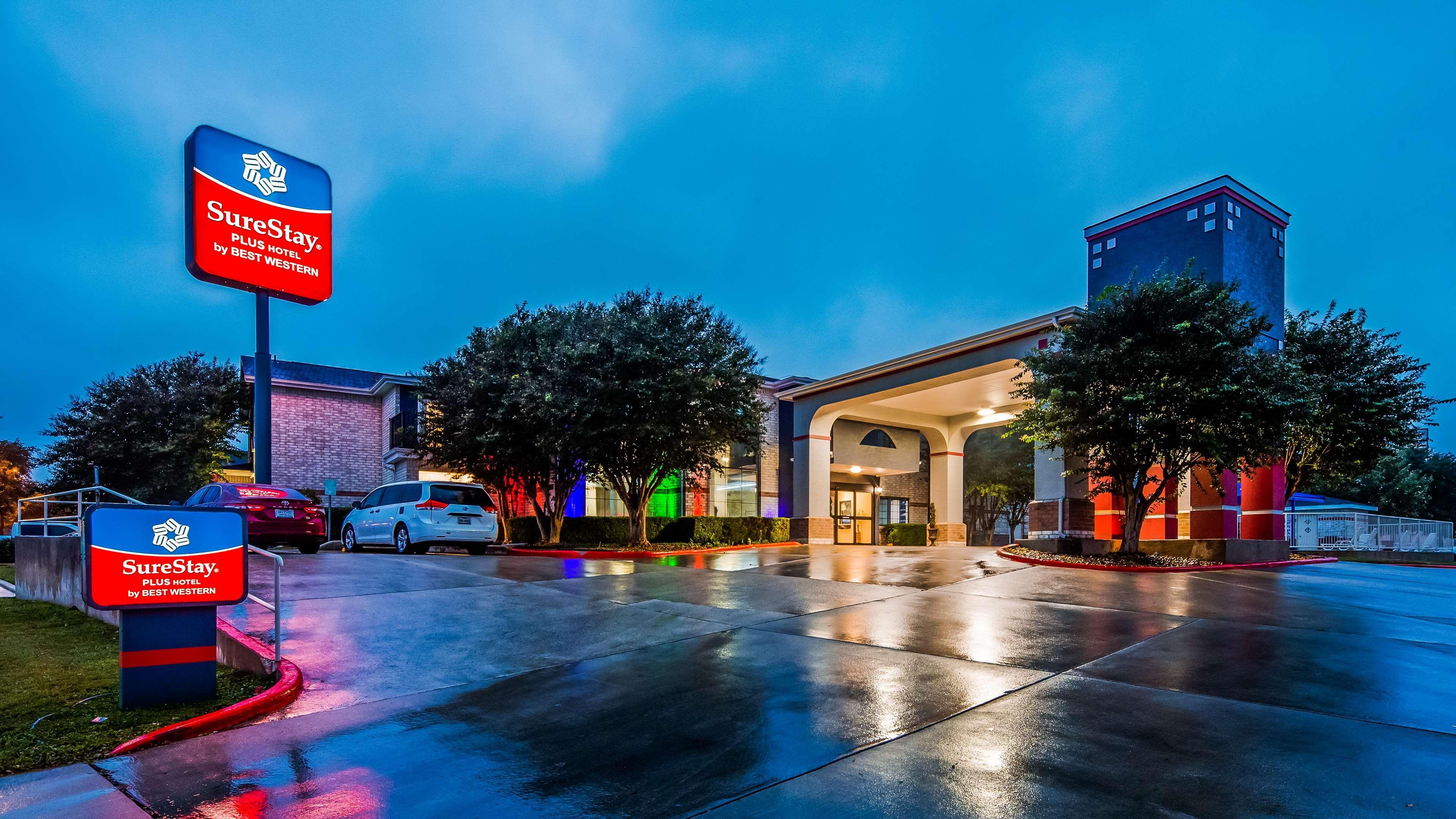 Surestay Plus By Best Western San Antonio Airport Экстерьер фото