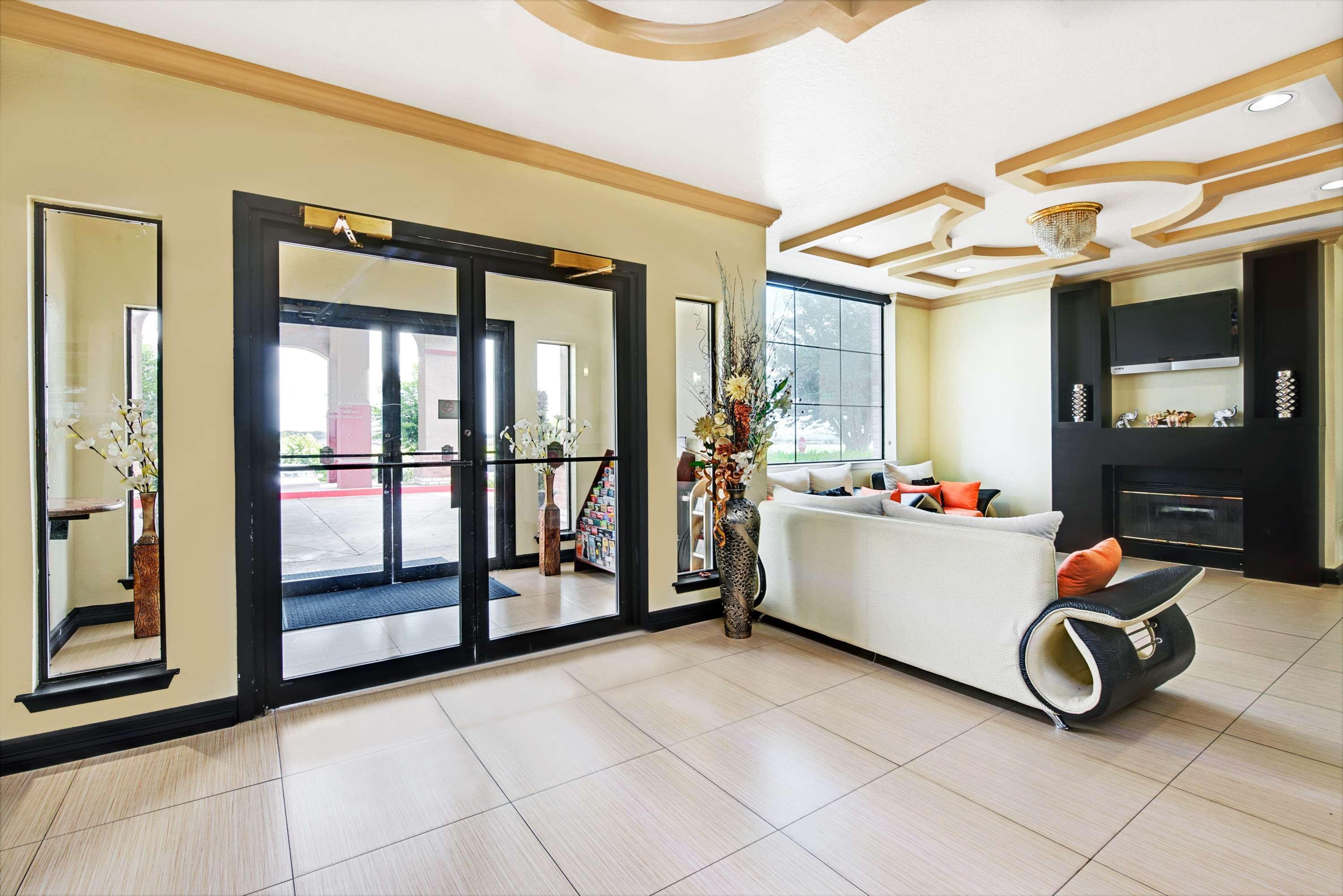 Surestay Plus By Best Western San Antonio Airport Экстерьер фото